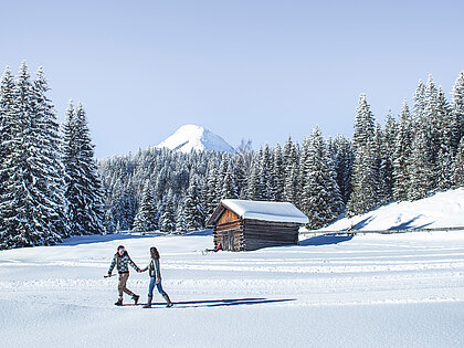 Wandern im Winter in der Region Leutasch - Tirol