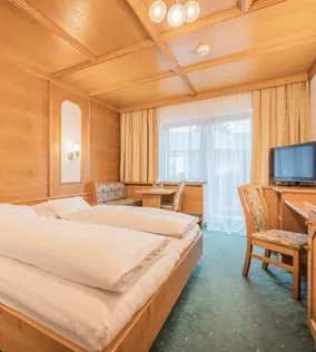 hotel-kristall-leutasch-juli-2022-_c_DavidJohansson-2222-HDR-print.jpg